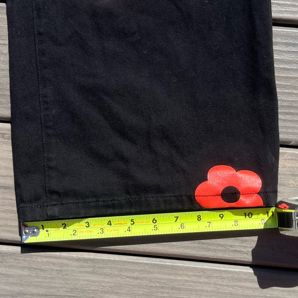 Cider; Black; Soft Wide Leg Cargo Pants; Colorful Flower Decals; Minor Wear; XL - Picture 4 of 8